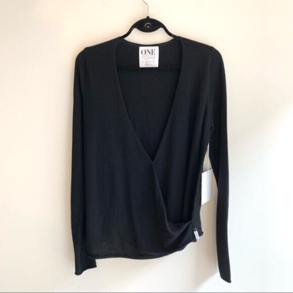 One Teaspoon Women's Sweater Merino Wool Deep V Wrap Surplice neckline Black XS - Picture 4 of 13